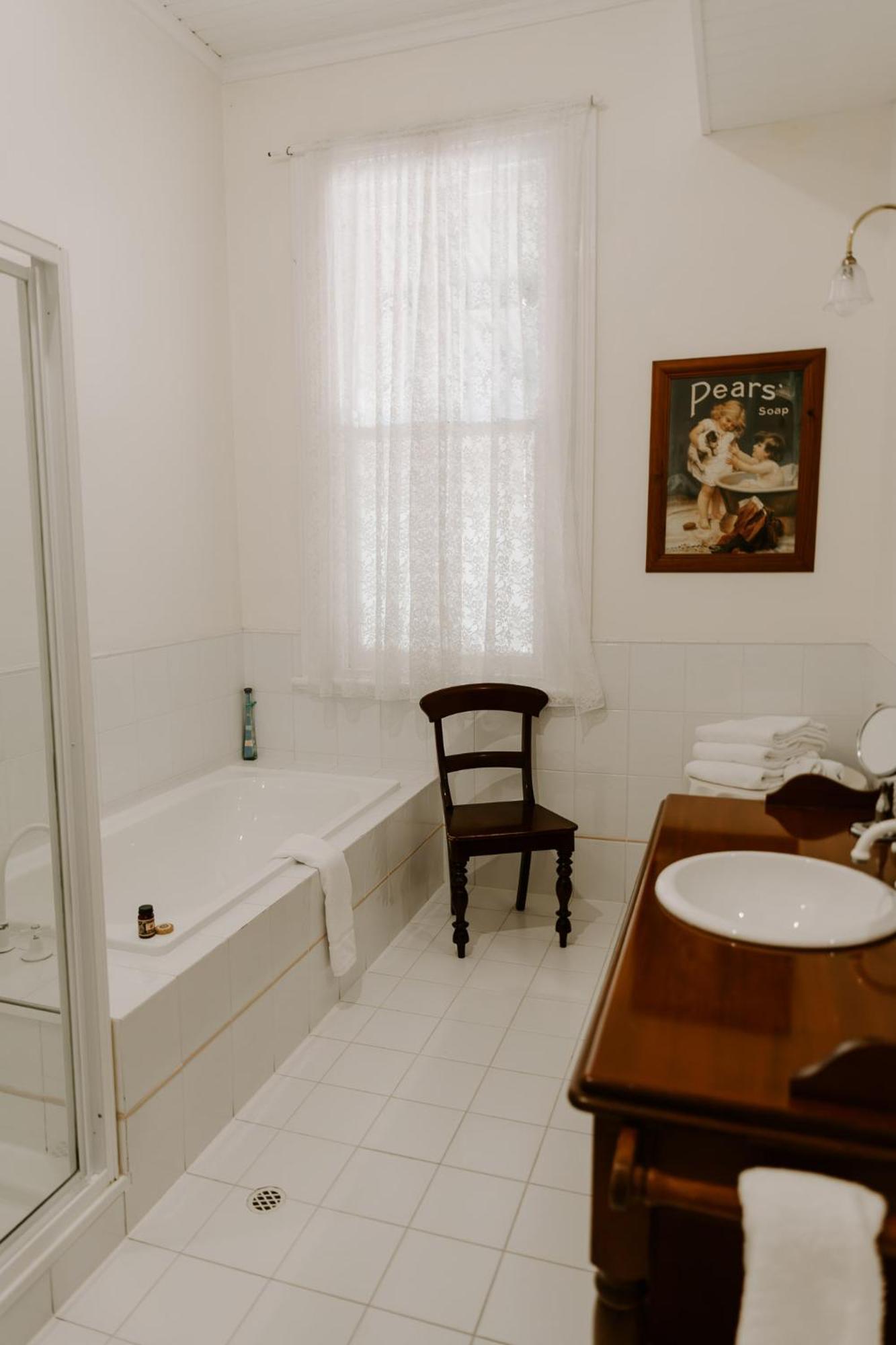 Abbey Boutique Hotel Adults Only Уоруик Екстериор снимка
